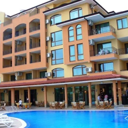 Golden Aparthotel